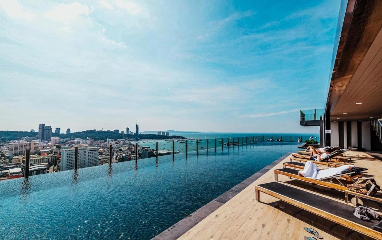 Central Pattaya Condo With A Beautiful View Bagian luar foto